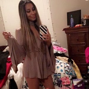 Silky tan romper 🤎